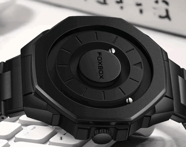 Montre sport (20.000Fcfa)