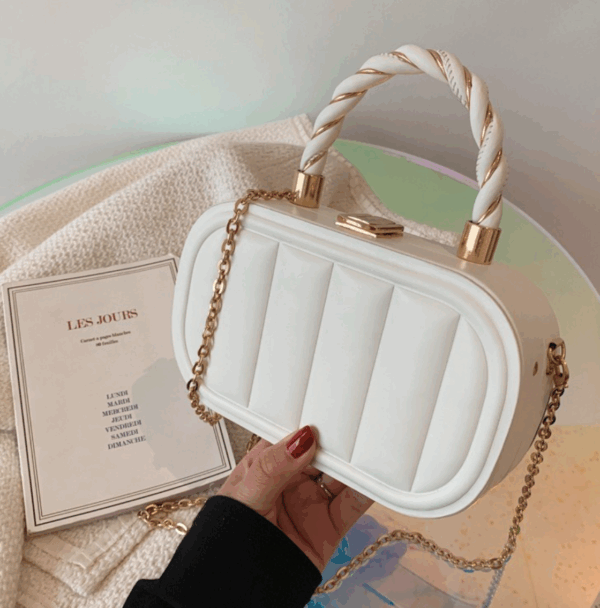 Sac de chaîne tressée (7.000Fcfa)